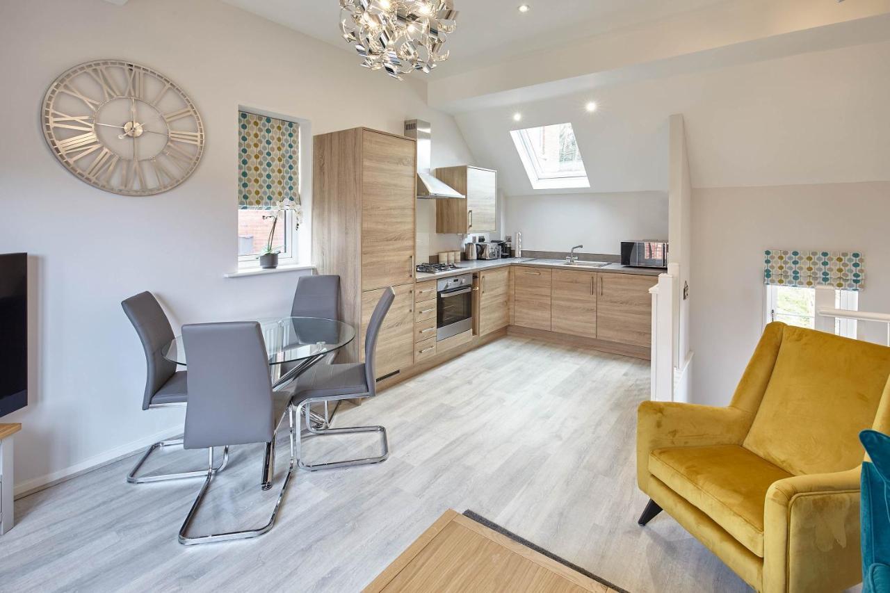 Host & Stay - Mallard Cottage Уитби Екстериор снимка