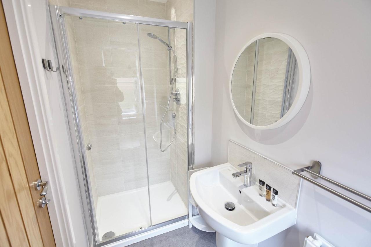 Host & Stay - Mallard Cottage Уитби Екстериор снимка
