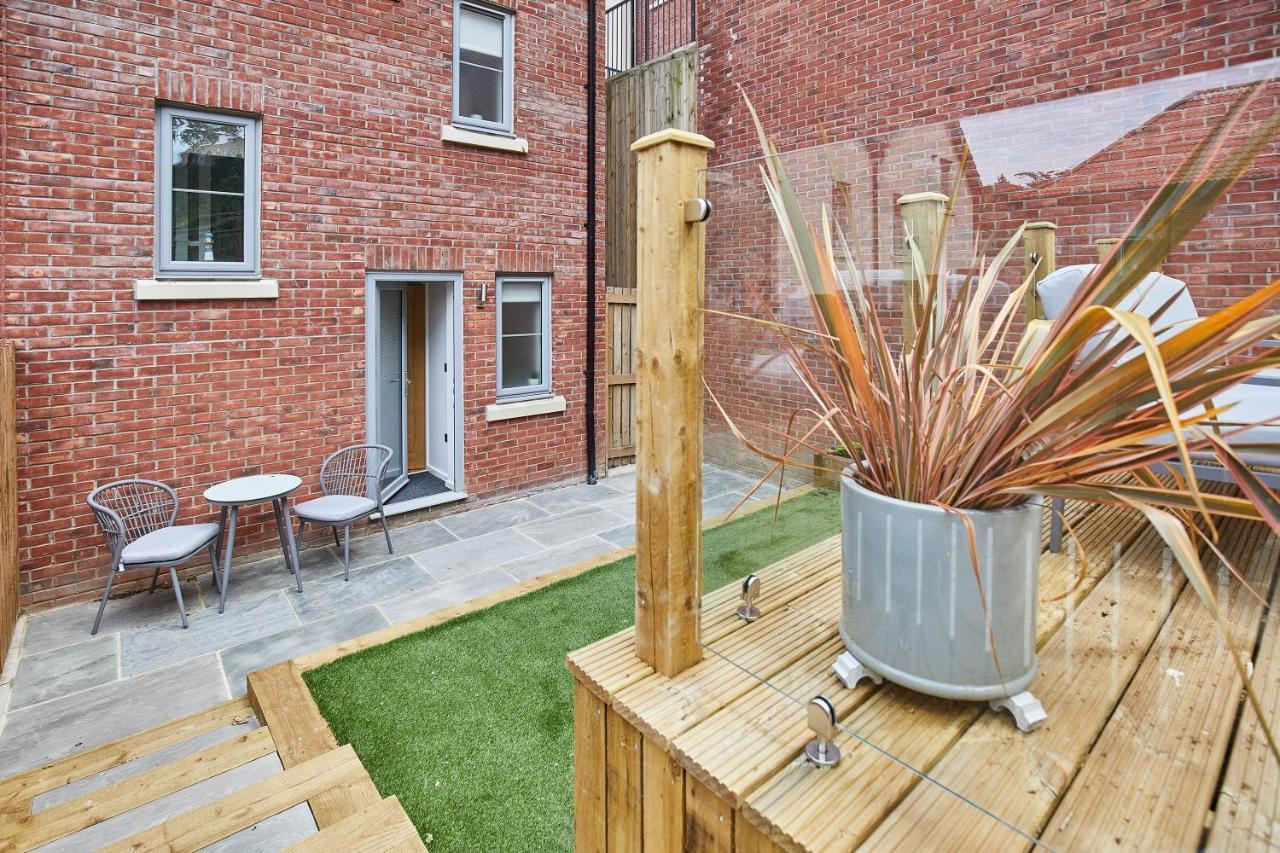 Host & Stay - Mallard Cottage Уитби Екстериор снимка