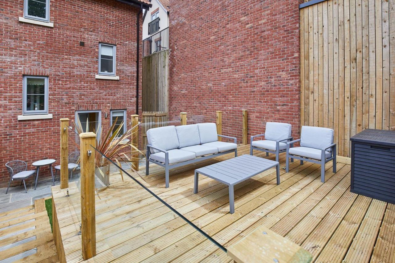 Host & Stay - Mallard Cottage Уитби Екстериор снимка